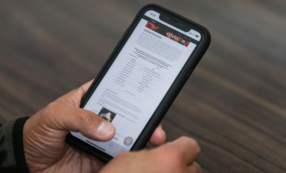 A partir de hoy en 90 clínicas del Issste en 14 estados de la República está disponible la herramienta digital en el portal del organismo. Foto tomada del sitio de https://www.gob.mx/issste/prensa/
