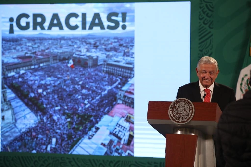 El presidente Andrés Manuel López Obrador durante la conferencia de prensa matutina en Palacio Nacional, el 2 de diciembre de 2021. Foto José Antonio López





