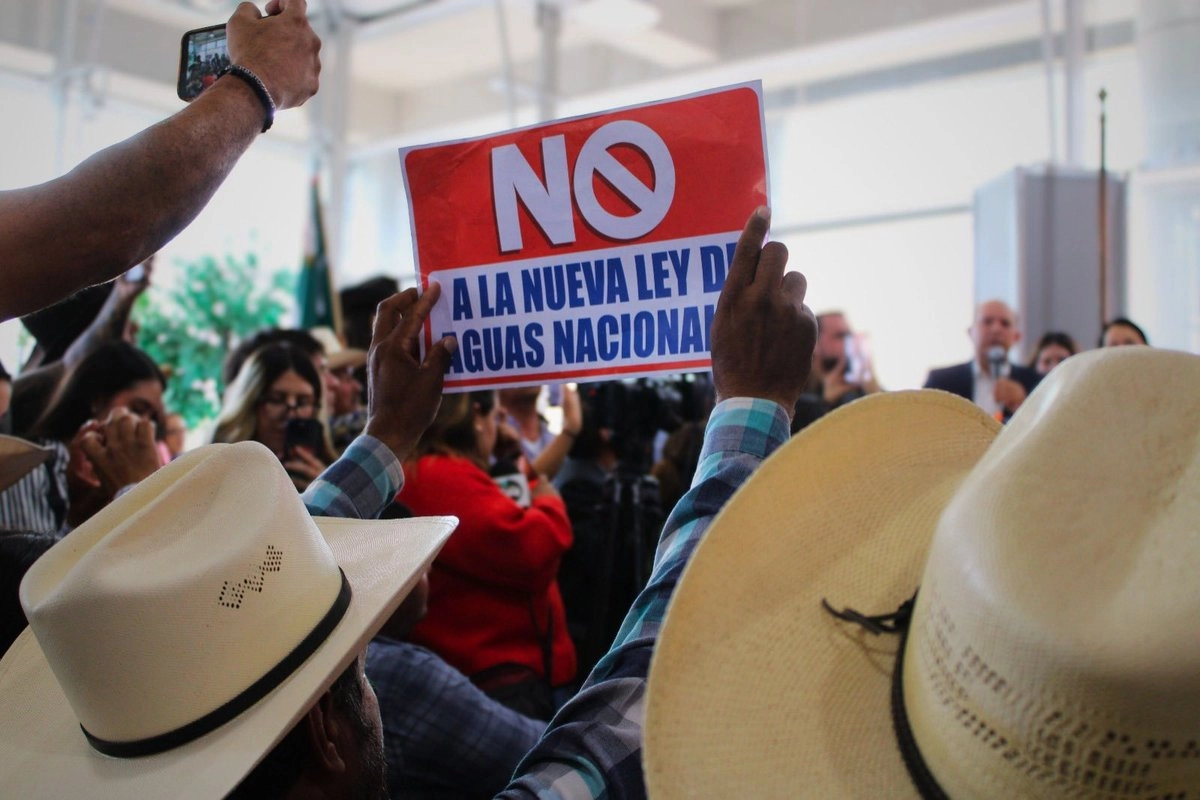 Productores agrícolas durante la protesta. Foto 