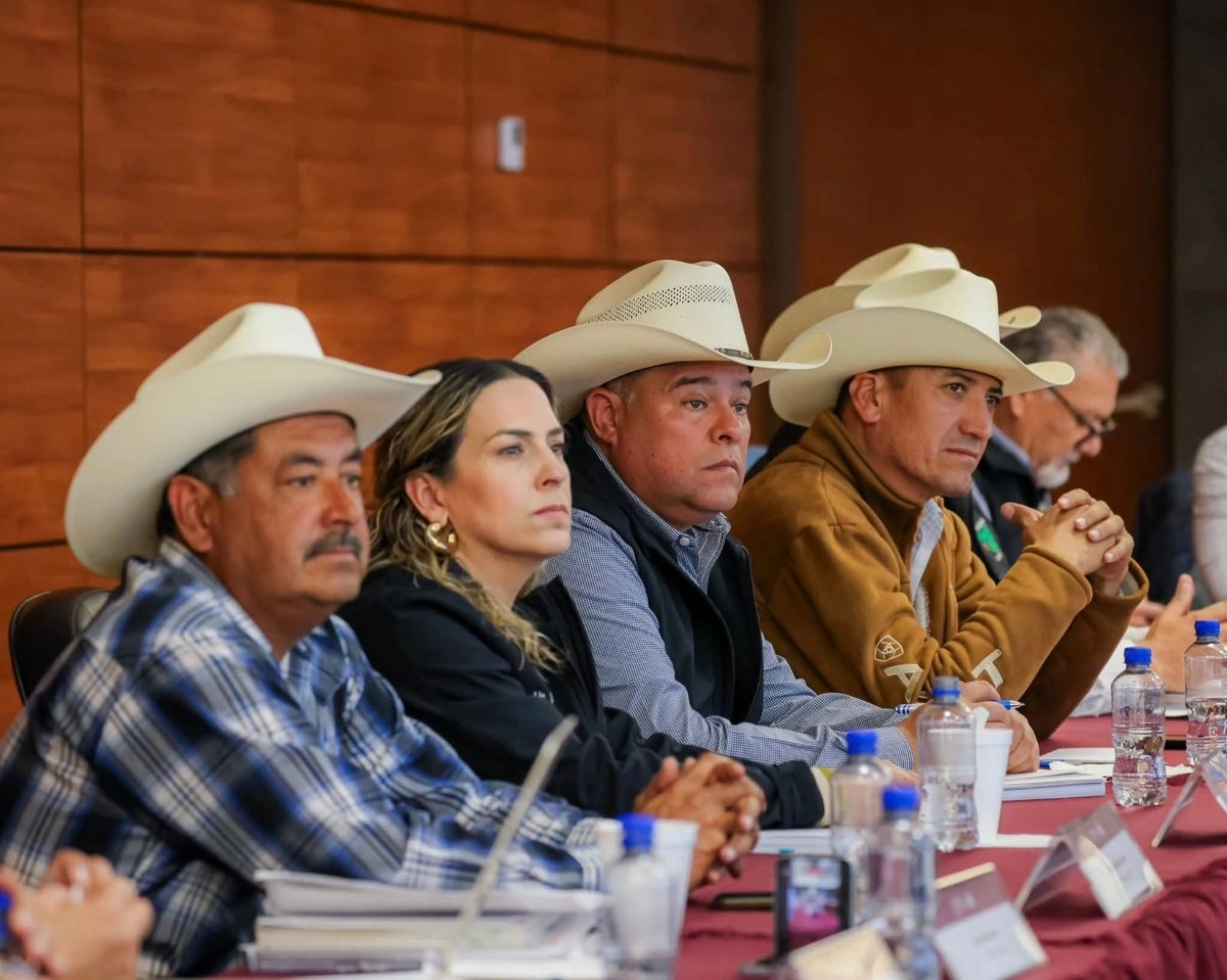 Productores del Distrito de Riego 14 entablaron diálogo con el gobierno federal.