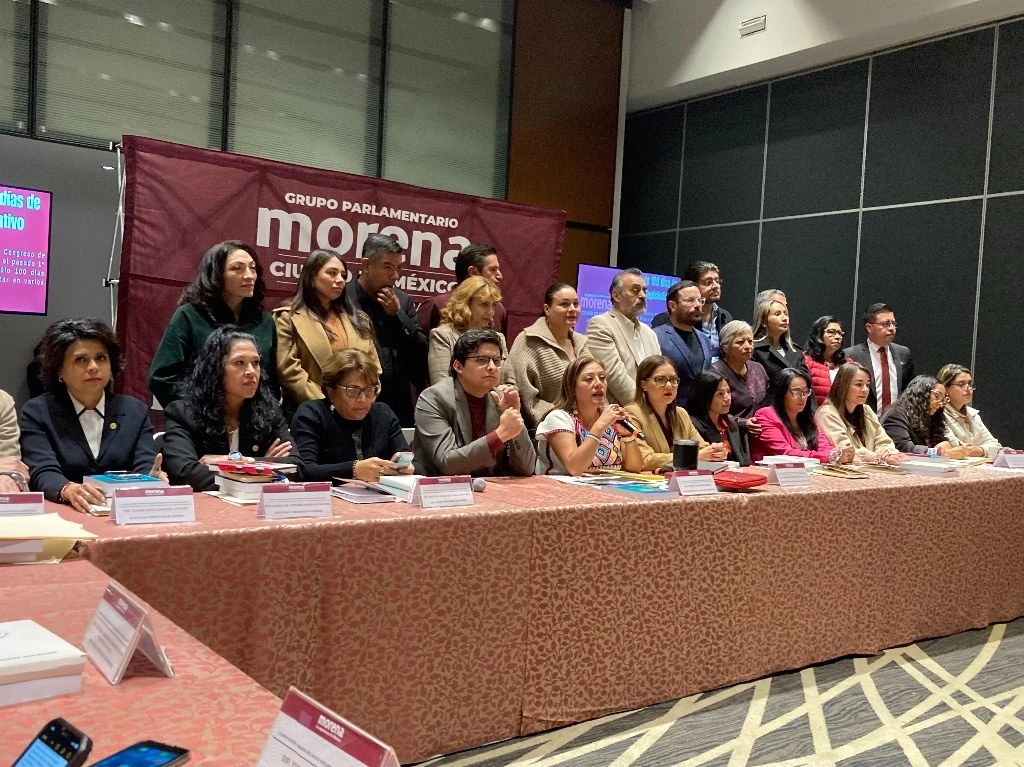 En conferencia de prensa posterior al encuentro plenario en un salón del hotel Hilton Reforma, al destacar un incremento del 8.8 por ciento en el presupuesto de las alcaldías, Bravo, dijo que el Congreso vigilará que  los órganos político-administrativos apliquen los recursos en mejores servicios para la ciudadanía. Foto Ángel Bolaños Sánchez