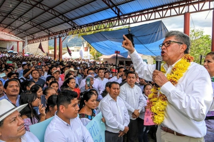 Ricardo Monreal durante su visita en el ejido San Sebastián Bachajón, municipio de Chilón, Chiapas, el 27 de junio de 2023. Foto 'La Jornada'