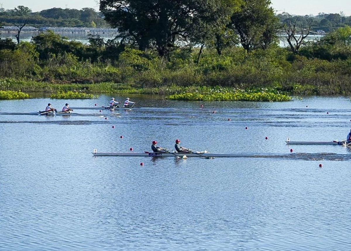 Los seleccionados fueron de menos a más en su competencia y consiguieron meterse al podio al que también subieron Brasil (oro) y Chile (plata).