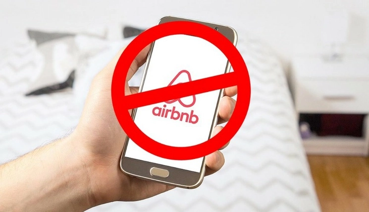 “En la ciudad de Nueva York, los apartamentos residenciales deben ser para uso residencial”, señaló Murray Cox de Inside Airbnb, un grupo defensor de la vivienda que recopila información sobre la presencia de la compañía en distintas ciudades del mundo. Foto tomada de X.