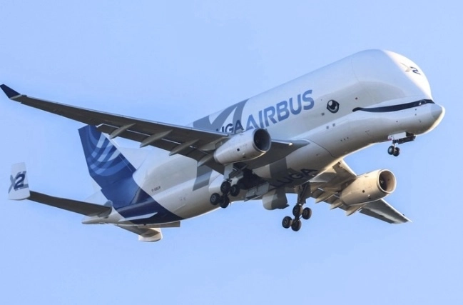 Airbus anunció en octubre sus planes de recortar hasta dos mil 500 puestos de trabajo en Defensa y Espacio. Foto Afp / archivo