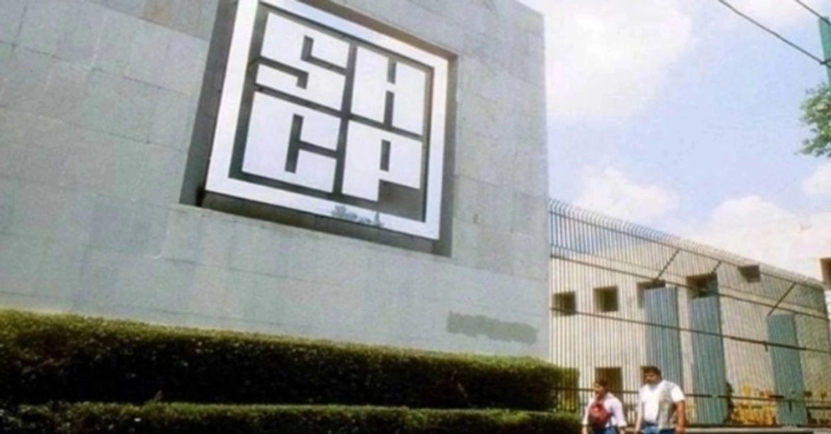 La SHCP explicó que en la regulación del sector se ha detectado la necesidad de ajustar la norma en materia de límite máximo de financiamiento para los socios, tanto personas físicas como personas morales. 