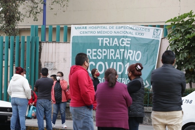 Los hospitales del estado de Michoacán se encuentran desbordados de pacientes Covid-19. Foto Roberto García/ Archivo