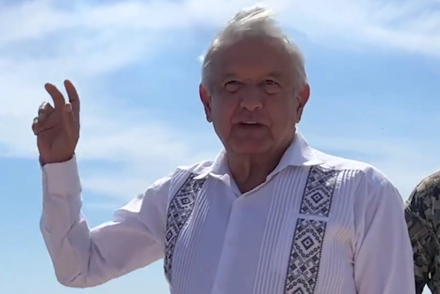 El presidente Andrés Manuel López Obrador envío un mensaje desde el puerto Salina Cruz en Oaxaca. Foto @lopezobrador_