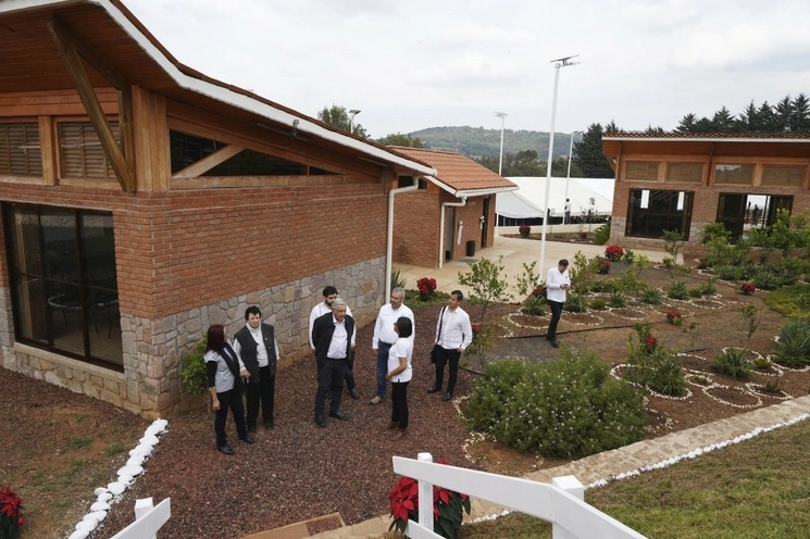 El presidente Andrés Manuel López Obrador, presidió la inauguración de la sede Áporo de las Universidades para el Bienestar ‘Benito Juárez’, en Áporo, Michoacán, el 19 de noviembre de 2022. Foto Cuartoscuro