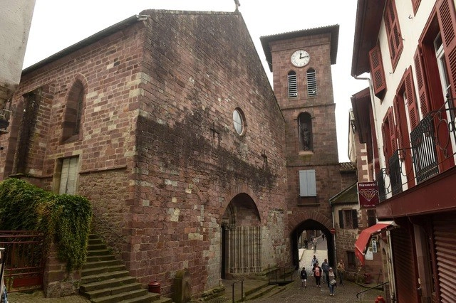 La iglesia Católica en Francia está señalada de cometer abusos de menores desde 1950. Foto Ap