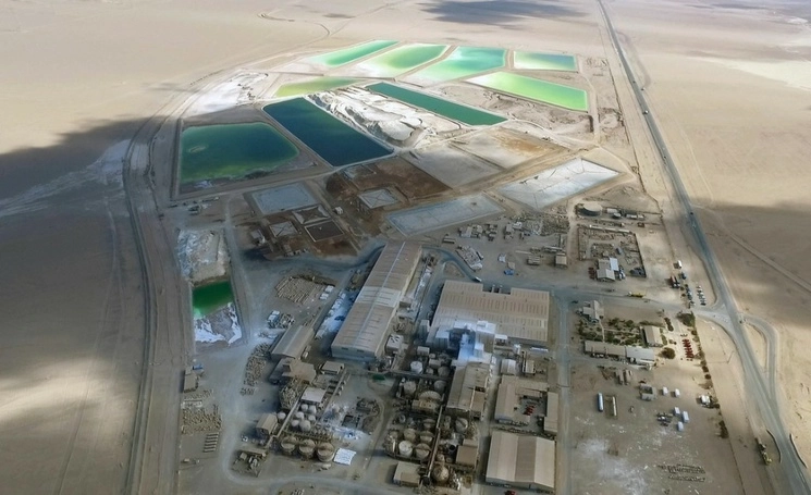 Vista aérea de la planta de procesamiento de la mina de litio, en el salar del Carmen, en el desierto de Atacama, al norte de Chile. Foto Afp.