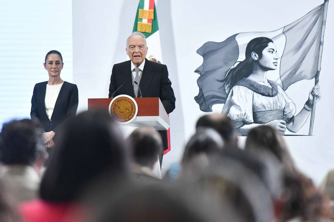 El fiscal general, Alejandro Gertz Manero, en la conferencia presidencial de este jueves en Palacio Nacional. 
