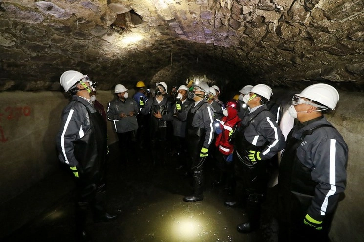 Juan Rodolfo Sánchez Gómez, presidente municipal de Toluca recorre bóveda del Río Verdiguel. Foto Cortesía Ayuntamiento de Toluca 
