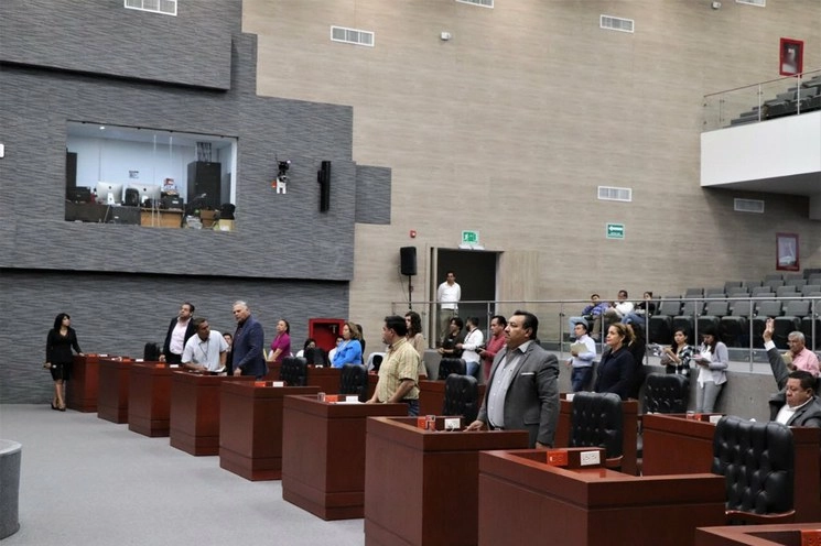 En el Congreso de Morelos sólo se aprobaron las leyes de ingresos de Axochiapan, Temoac, Tetela del Volcán y Tlaltizapán. Foto Twitter @MorelosCongreso 