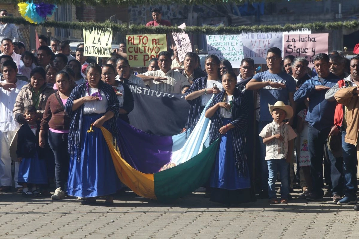 En Michoacán existen 46 gobiernos autónomos indígenas que deben recibir presupuesto directo, sin embargo los Ayuntamientos se niegan a entregarlo. Foto 