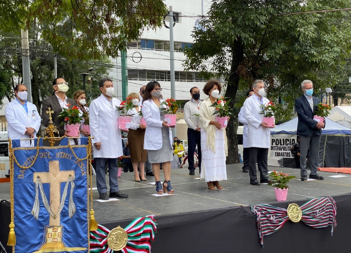 La ex rectora de la Universidad Autónoma Metropolitana-Xochimilco (UAM-X) expresó que durante estos meses el personal de salud ha trabajado diariamente, las 24 horas. Foto Twitterb @TlalpanAl
