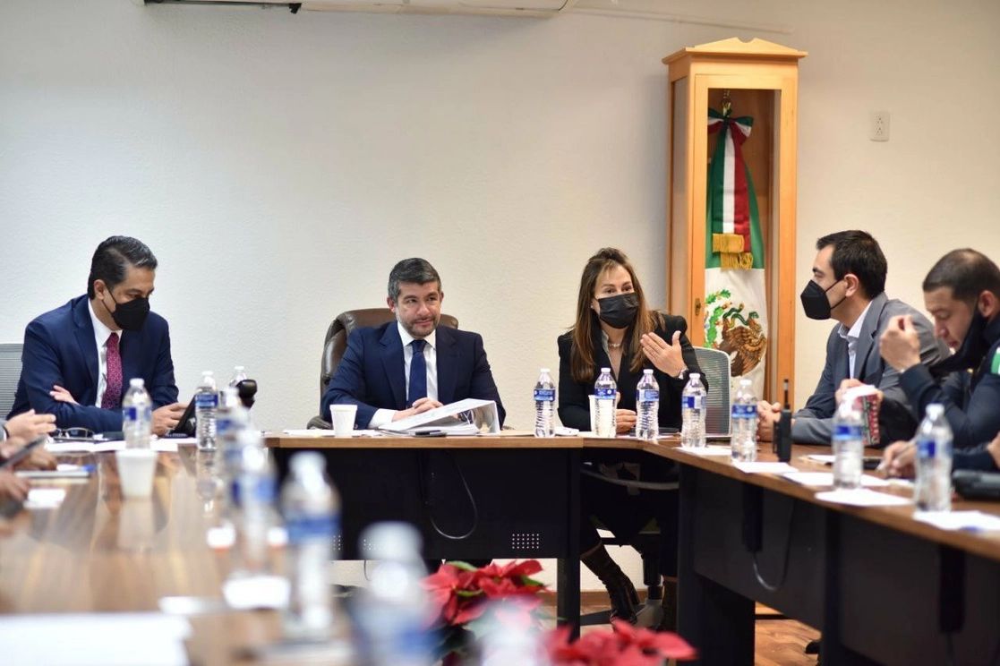Alcaldes de la CDMX pidieron la repartición del presupuesto sea equitativa, el 6 de diciembre de 2021. Foto tomada del Twitter de @AlcaldiaMHmx