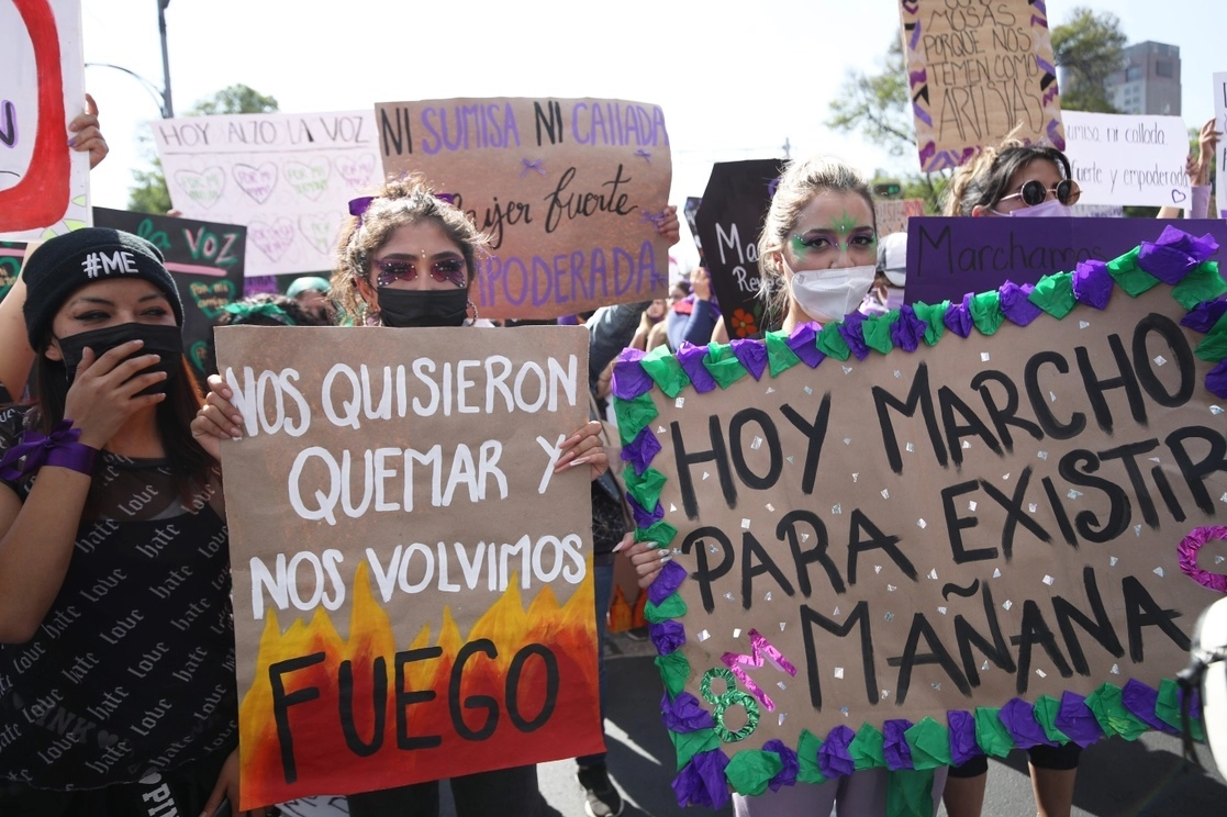 Marcha contra la violencia hacia las mujeres en la Ciudad de México. Foto Yazmín Ortega Cortés / Archivo