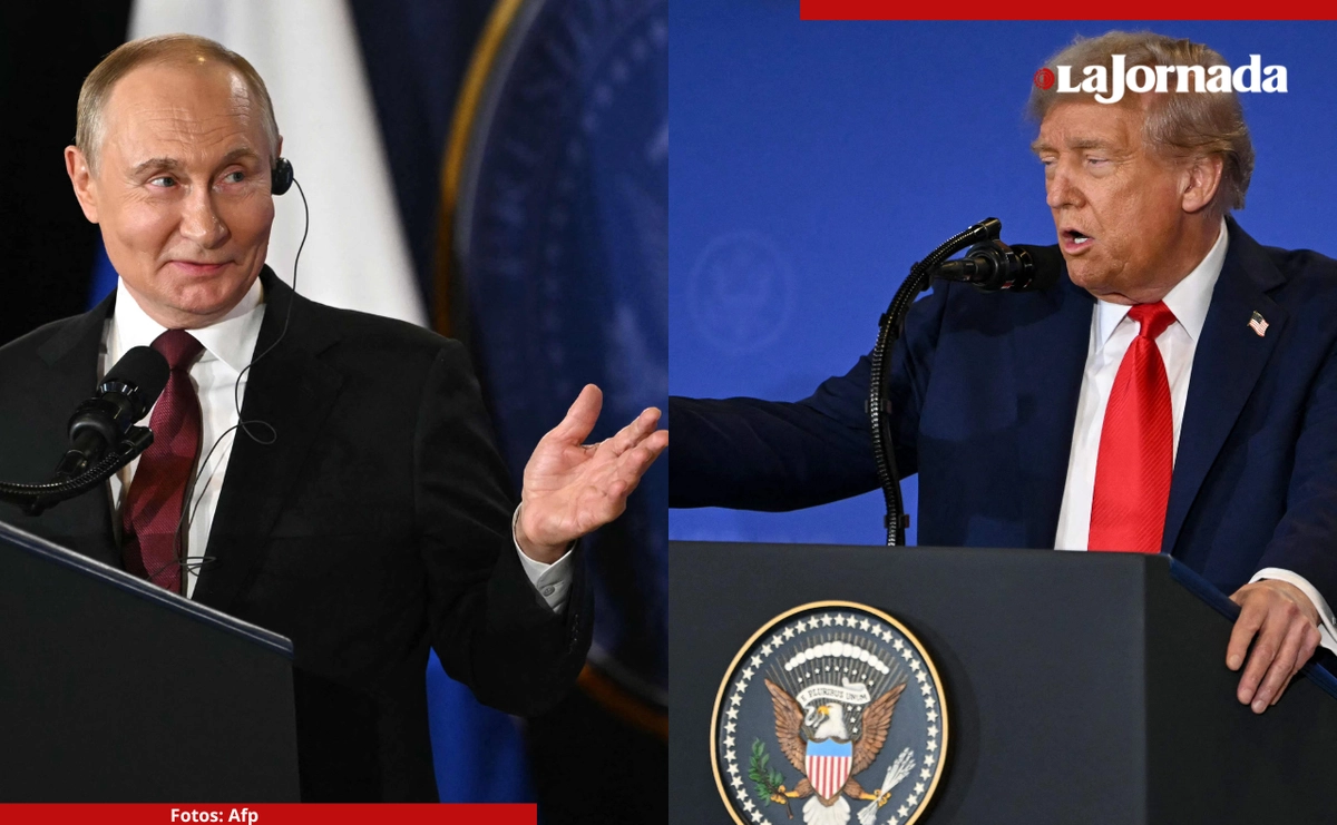 El presidente de EU, Donald Trump y el mandatario ruso, Vladimir Putin durante el mensaje a medios tras su reunión en Anchorage, Alaska, el 15 de agosto de 2025. Foto 
