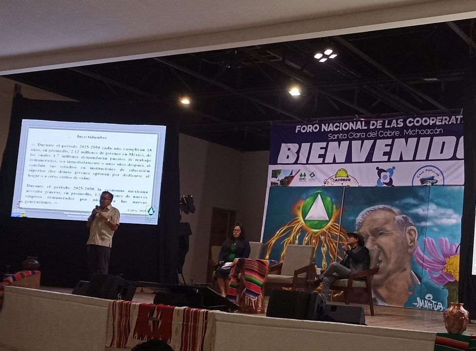 Bernardo Bátiz V. 
