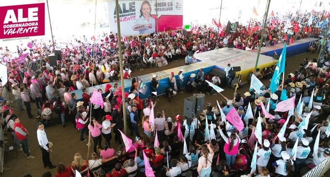 Alejandra del Moral continúa en campaña rumbo a las elecciones del gobierno de Edomex. Foto @AlejandraDMV