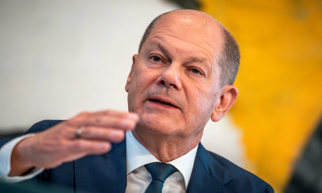 El canciller Olaf Scholz durante una conferencia de prensa en el comité de coalición en Berlín, Alemania, el domingo 4 de septiembre de 2022. Foto Ap