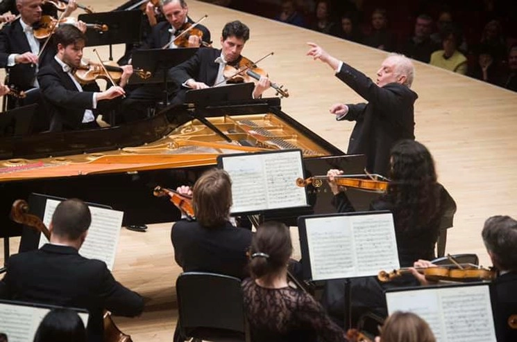 A través de Internet se ofrecen 'streamings' de presentaciones de la Ópera Estatal de Berlín, el teatro Berlín Schaubühne o la Filarmónica de Berlín. Foto Facebook @staatskapelle