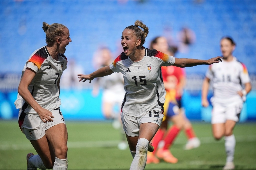 Alemania ganó a España el duelo por la medalla de bronce en el torneo de futbol olímpico femenil; el gol de las teutonas fue hecho por la mediocampista, Giulia Gwinn (en la imagen). Foto Ap
