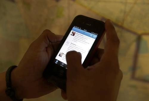 La Comisión de Derechos Humanos de la Ciudad de México alertó sobre las implicaciones de privacidad y datos personales del padrón nacional de usuarios de telefonía móvil. Foto Alfredo Domínguez / Archivo