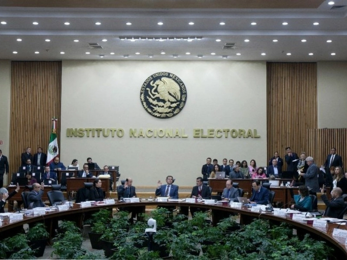 Sesión del Consejo General del Instituto Nacional Electoral. Foto Cristina Rodríguez / archivo