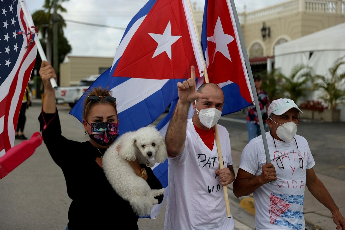 Residentes de Miami protestan contra Cuba. Foto Afp