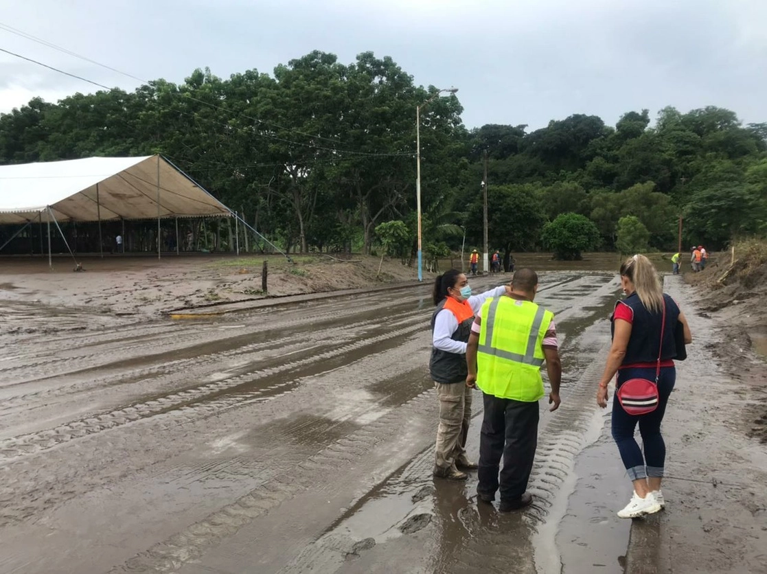 Autoridades están en alerta ante la crecida del nivel del río Cotaxtla, en la zona central de Veracruz, el 15 de septiembre de 2022. Foto tomada del Twitter de @PCEstatalVer
