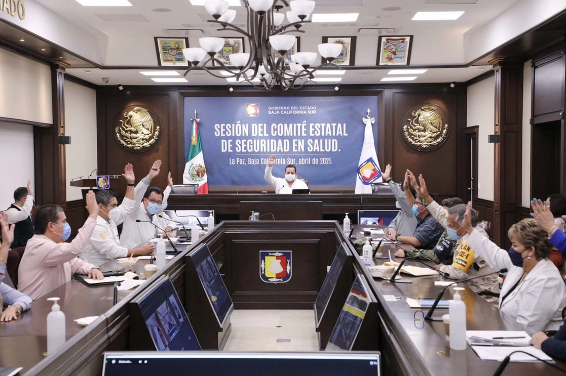 El Comité Estatal de Seguridad en Salud determinó ayer mantener el nivel cuatro, de riesgo muy alto, para el municipio de La Paz, y el tres, de riesgo alto, para los demás municipios de Baja California Sur en el sistema de alertas sanitarias. Foto tomada del Twitter de @cmendozadavis