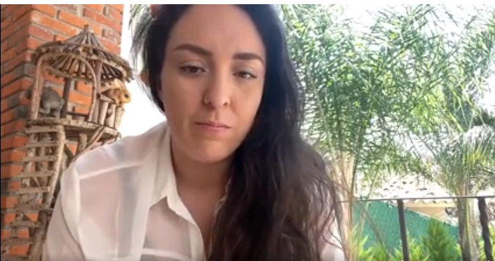 Alexa Michelle Sánchez Bueno explicó mediante un mensaje en su cuenta de Facebook que solicitó voluntariamente su baja del Ejército, efectiva a partir del 1 de abril, debido a conductas reiteradas de sus compañeros, a quienes no identificó. Imagen tomada del sitio https://www.facebook.com/AlexaBuenoOficial