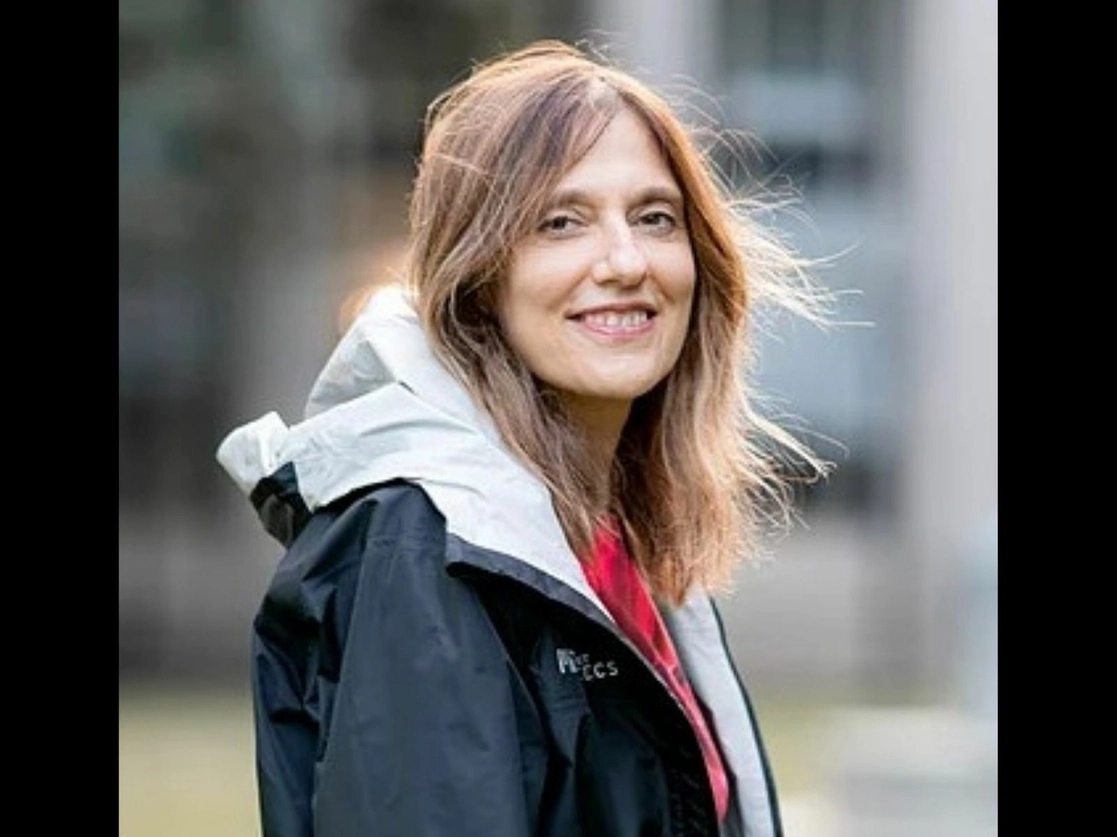 Encabezado por la profesora Regina Barzilay, el sistema se basa en varios principios sustentados en conocimientos de la lingüística histórica. Foto tomada del sitio www.regina.csail.mit.edu