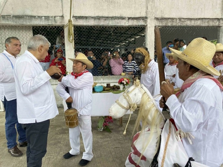 Andrés Manuel López Obrador en  Centla, Tabasco. Foto cortesía Presidencia