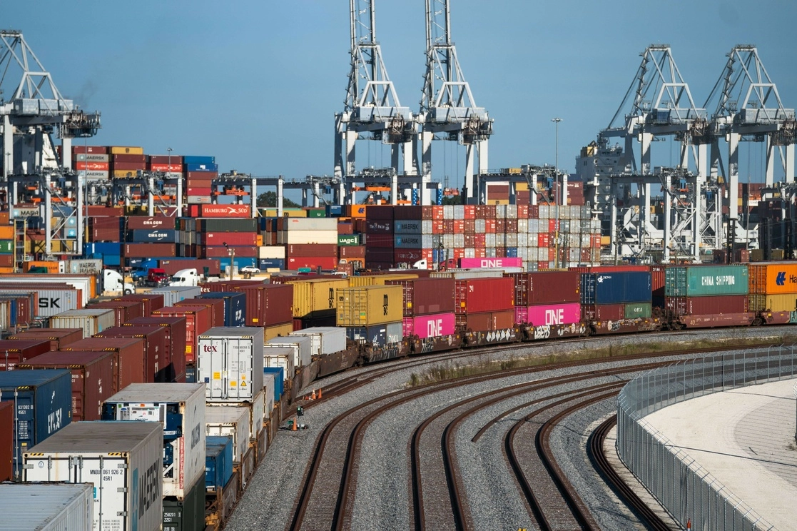Actividad comercial en el puerto de Savannah, Estados Unidos. Foto Afp