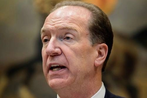 El presidente del Banco Mundial, David Malpass (en imagen de archivo), instó al Grupo de 20 grandes economías a que extiendan la congelación de los pagos oficiales de deuda bilateral de los países más pobres hasta 2021. Foto Afp