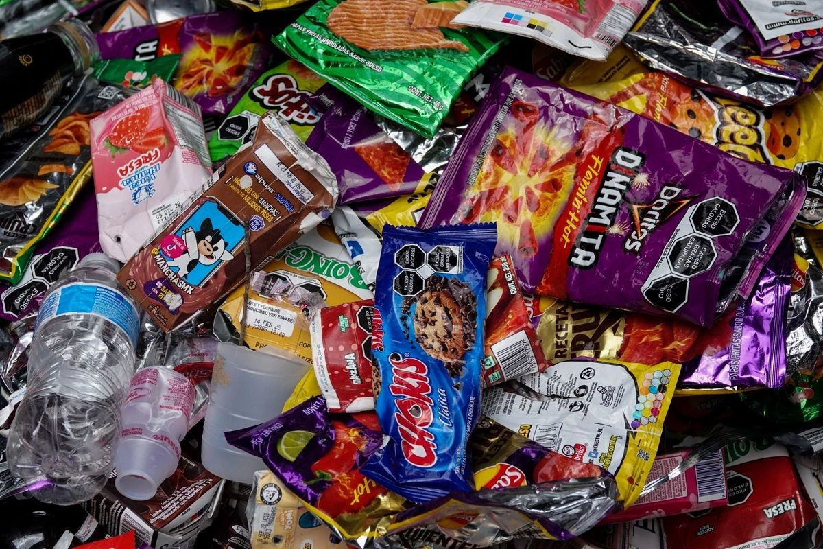 El consumo de productos ultraprocesados contribuyen de manera significativa a las muertes relacionadas con sobrepeso y obesidad, las cuales ascienden a 237 mil por año, dijo Christian Torres, vocero de la Alianza por la Salud Alimentaria. Foto 