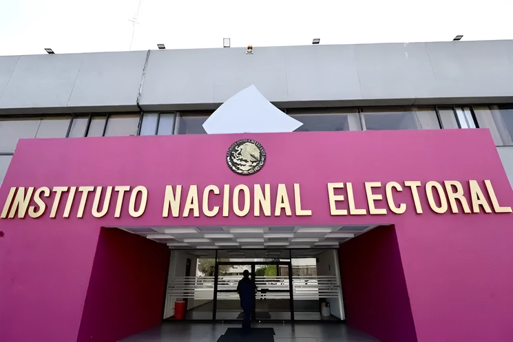 Instalaciones del INE en la Ciudad de México. Foto Roberto García Ortiz / Archivo