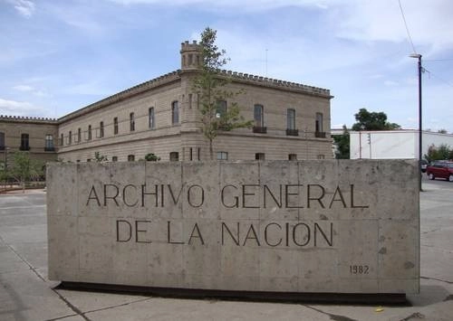 Más allá de definir como delito la venta de documentos patrimoniales, en el país no hay una estrategia contra el saqueo de archivos históricos, lamenta el historiador David Vázquez. Foto cortesía del Archivo General de la Nación