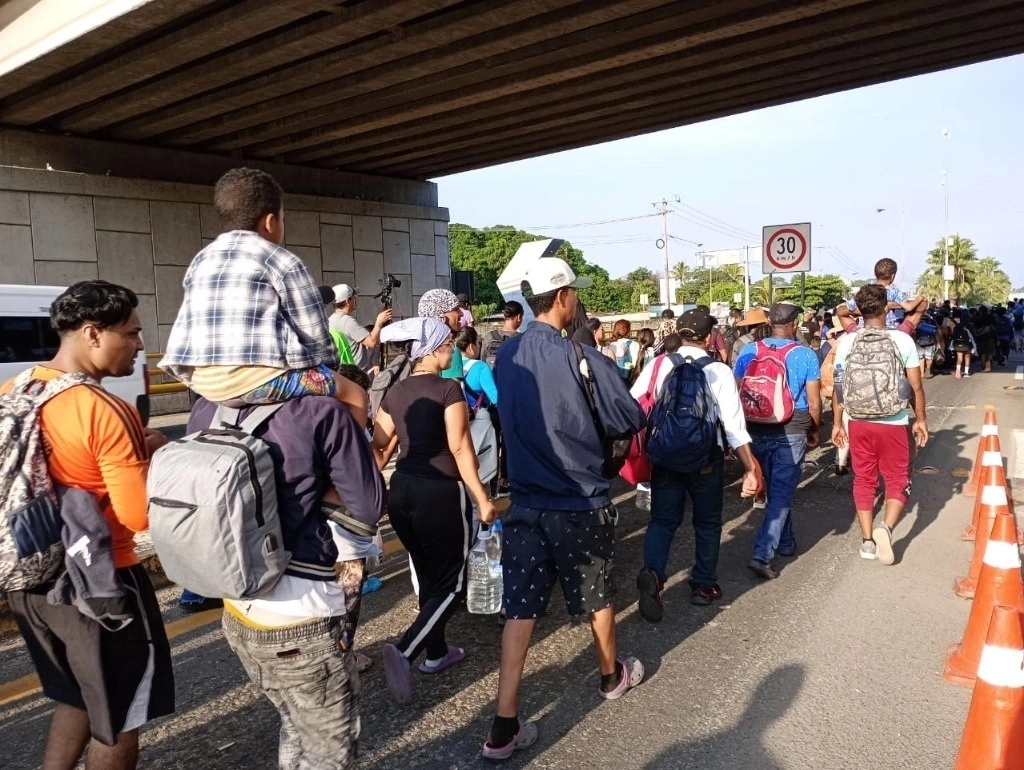 Caravana migrante avanza por Chiapas, en imagen de archivo. Foto Édgar H. Clemente