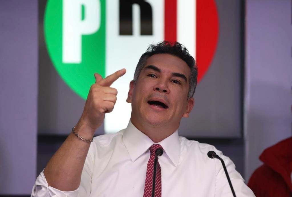 El presidente del PRI, Alejandro Moreno, en conferencia de prensa en la sede nacional de su partido en la Ciudad de México, el 28 de junio de 2022. Foto José Antonio López