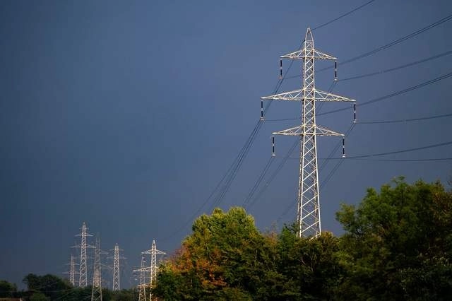 Europa se prepara para afrontar un duro invierno debido al encarecimiento exponencial de la energía acarreado por las tensiones con Rusia desde el inicio hace seis meses de la invasión a Ucrania. Foto Afp