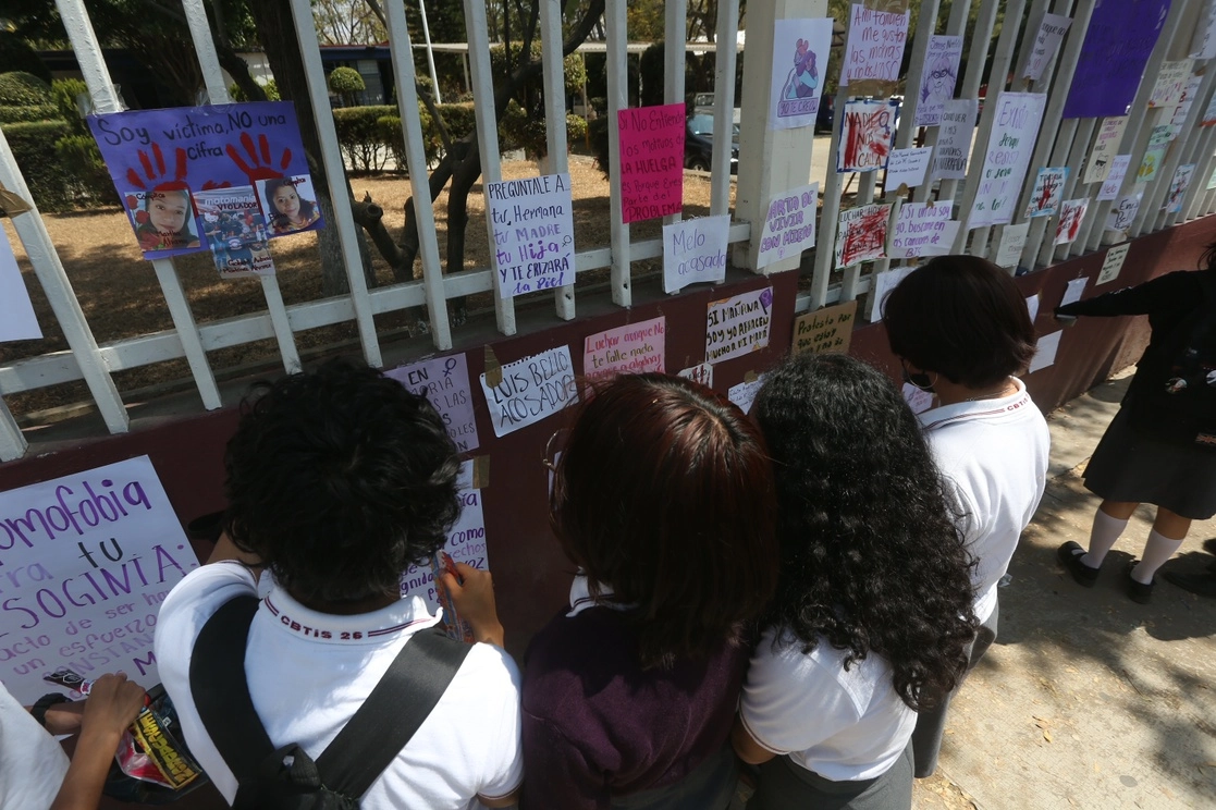 Alumnas del Cbtis 26 de Oaxaca denunciaron acoso sexual por parte de maestros y alumnos. Foto Jorge A. Pérez
