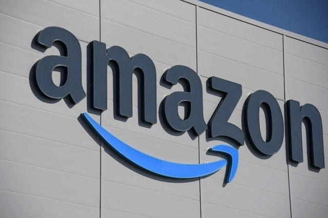 Logotipo de Amazon en imagen de archivo. Foto Afp