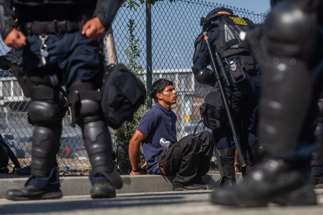 La réponse féroce – mais généralement pacifique – à Los Angeles aux raids de Trump a été utilisée par le président pour justifier une militarisation des opérations anti-immigrants. Photo