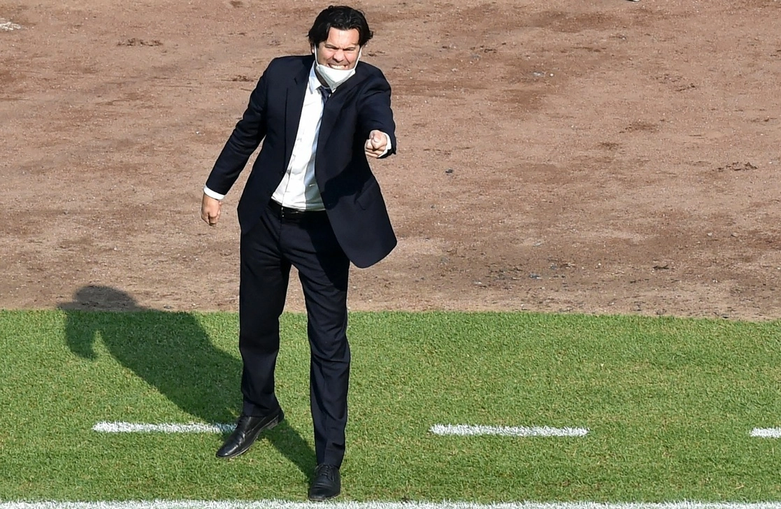 El equipo de Santiago Solari llegó a 25 unidades en el torneo. Foto Afp