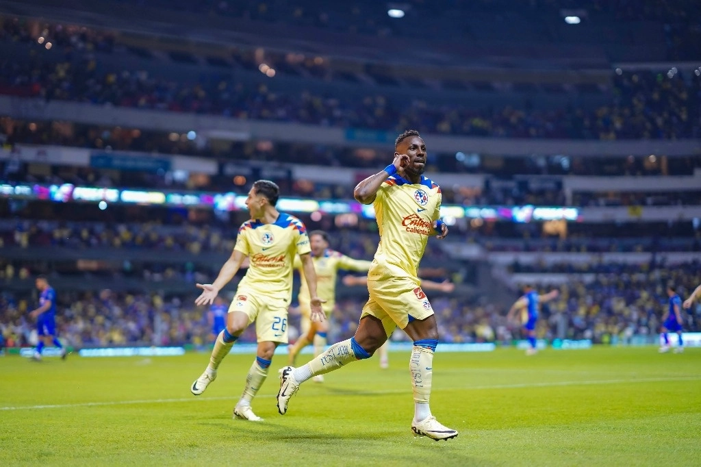 Luis Quiñones fue el autor del tempranero y solitario gol de las Águilas. Foto tomada de X @LigaBBVAMX.