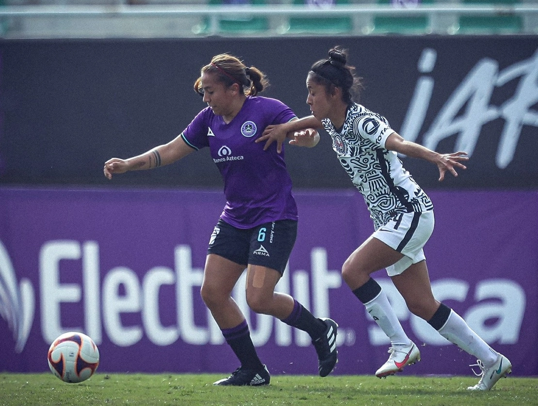 El duelo de la Liga MX femenil jugado en el Kraken terminó con empate entre Mazatlán y América. Foto Tomada del Twitter @MazatlanFem